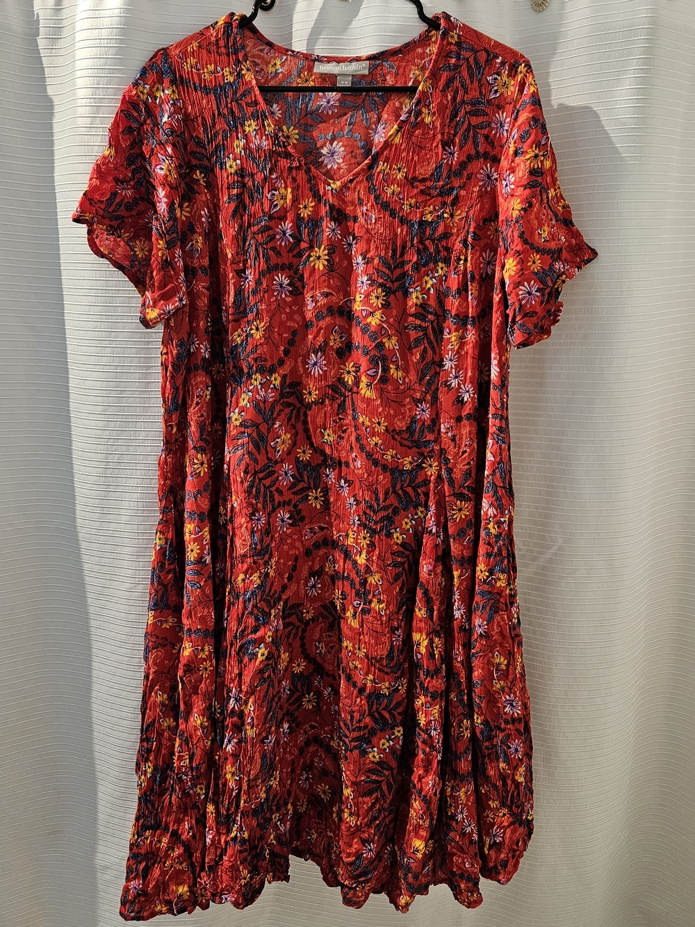 Red Floral Crinkle V-Neck Short Sleeve Women's Dress Sz 18W